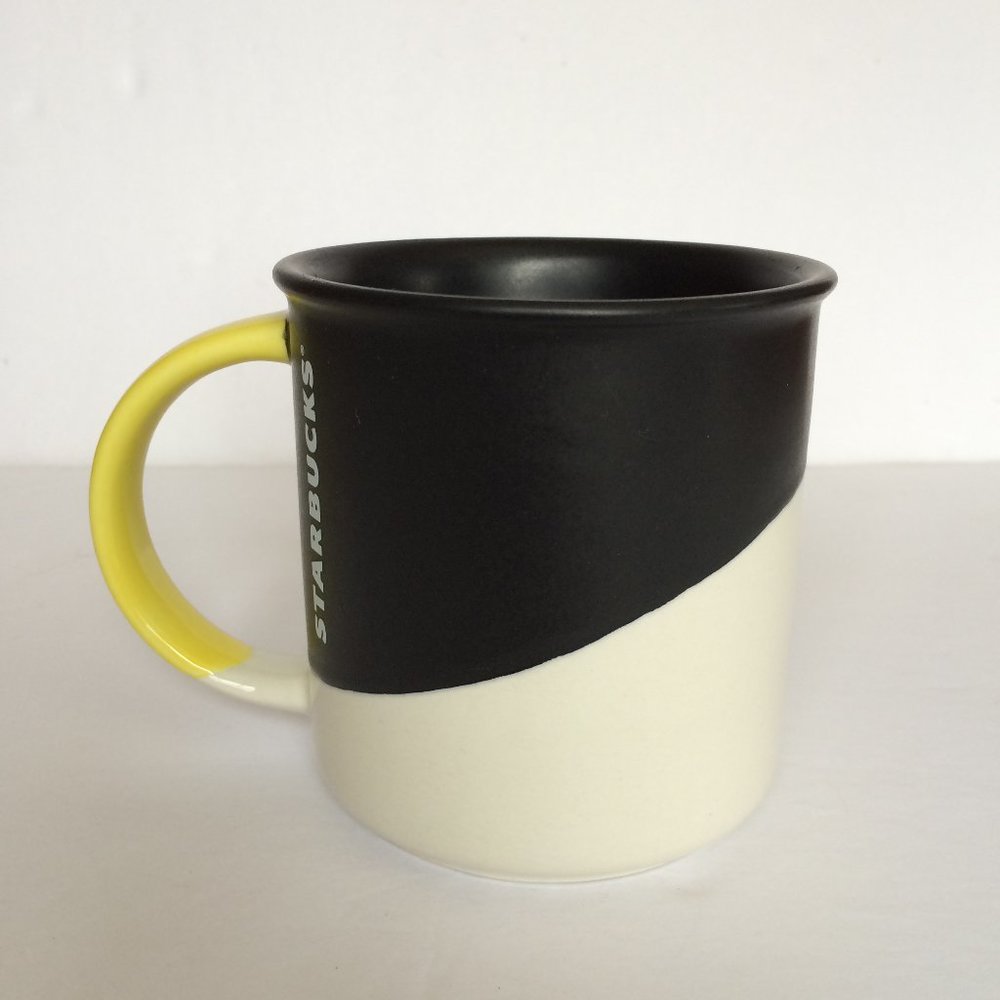 Starbucks 2017 Coffee Mug Black White Ceramic Kitchen Collectible 12 oz 355 ml